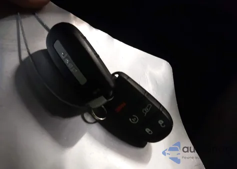 2021 Jeep Grand Cherokee Laredo X 4X4 из США, поврежденный, VIN 1C4RJFAG8MC550747